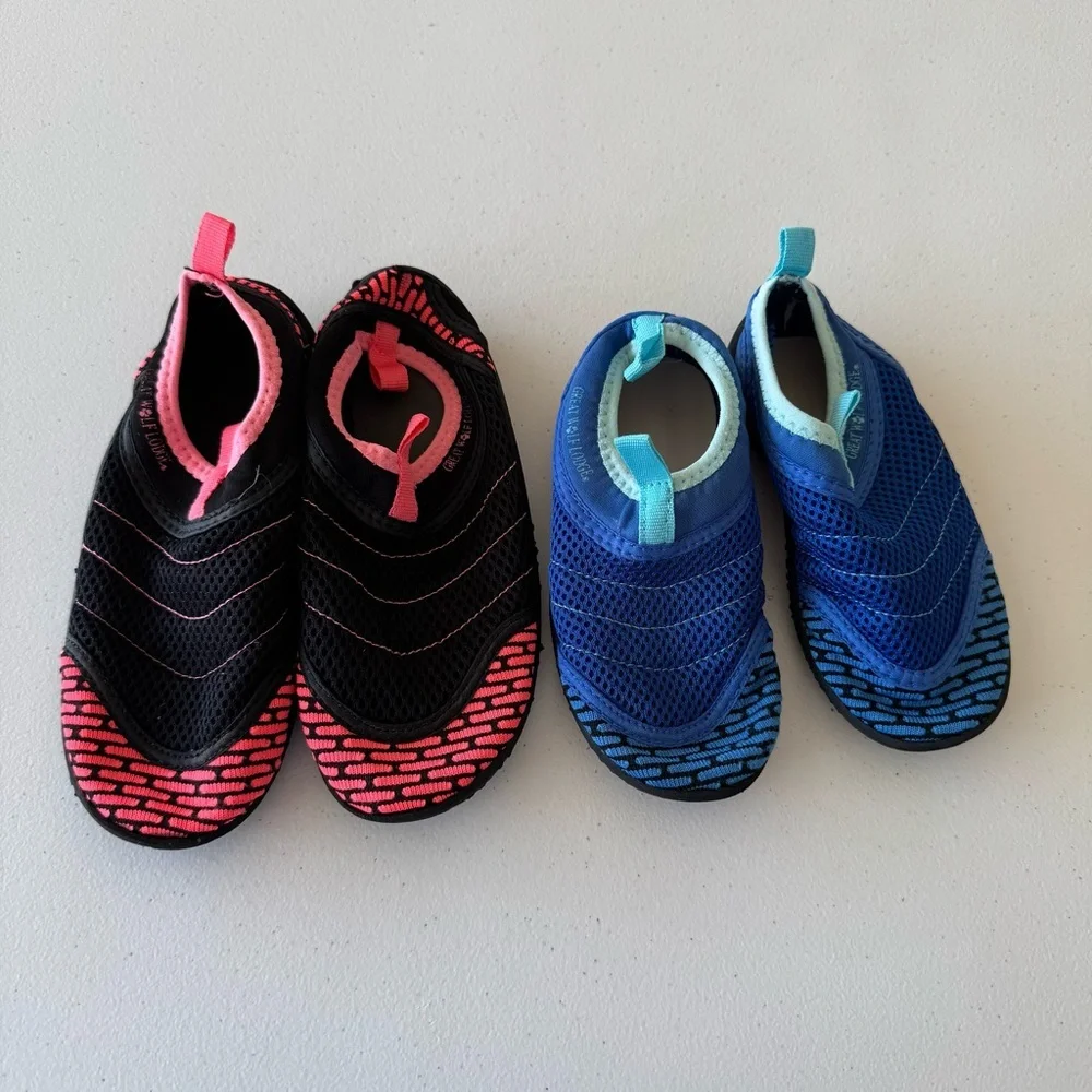 Lot of 2 Water Shoes for Boys and Girls, blue - Size 11 for boy, Pink - Size 1.5